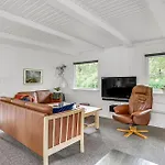 Three-bedroom In * Hemmet