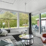 Hébergement de vacances Three-bedroom In