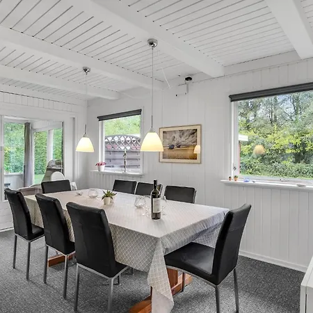 Beach Front Home In Hemmet With Wifi