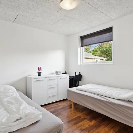 펜션 Beach Front Home In Hemmet With Wifi Hemmet