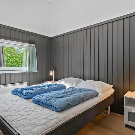 Feriehus Strandhus I Hemmet Med Wifi
