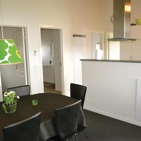 Three-bedroom In Hemmet Hemmet