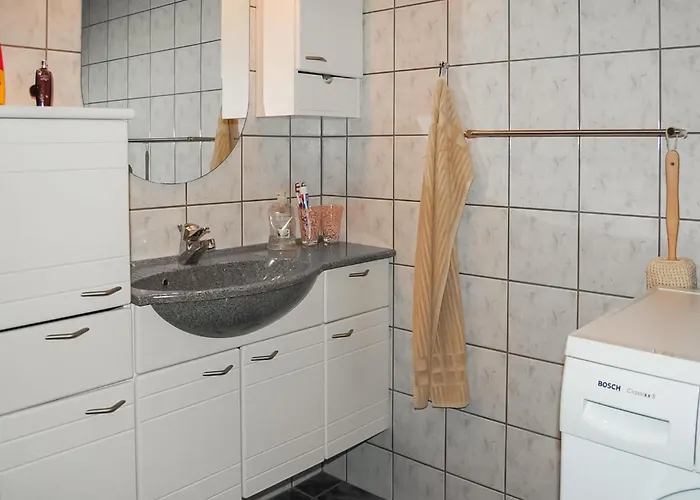 Holiday home Three-bedroom In Hemmet