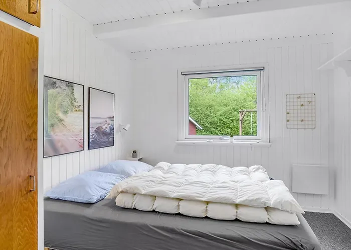 Three-bedroom In * Hemmet