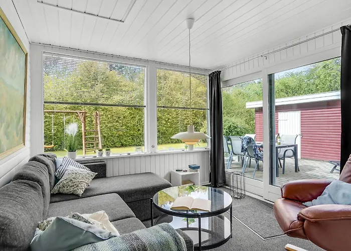 Holiday home Three-bedroom In