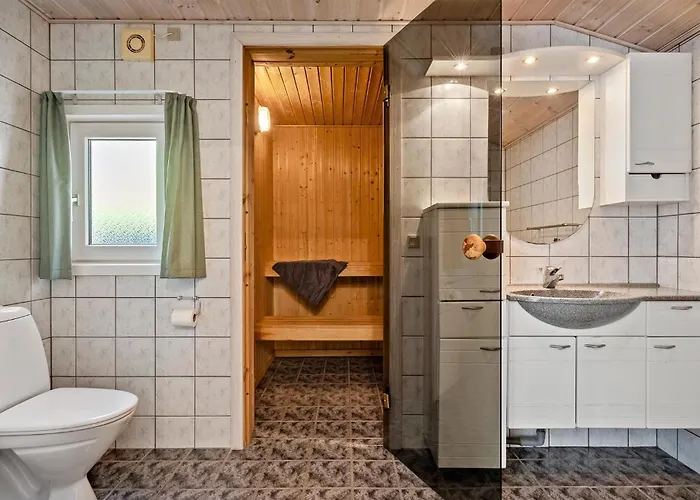 Three-bedroom In * Hemmet