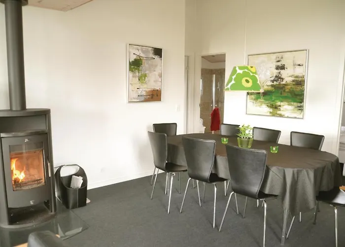Holiday home Three-bedroom In
