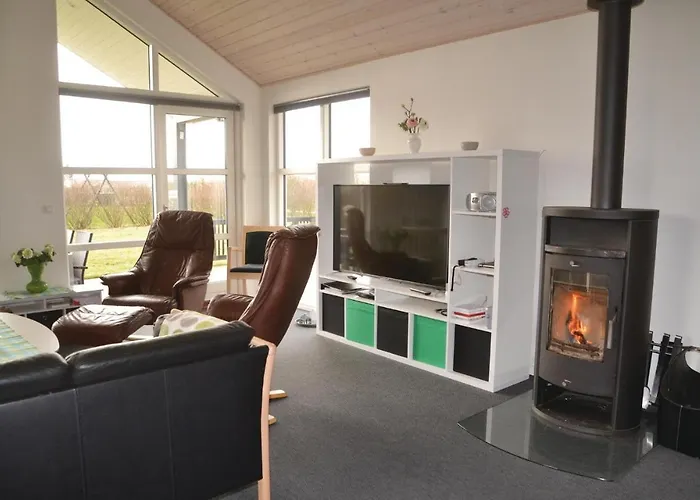 Three-bedroom In * Hemmet