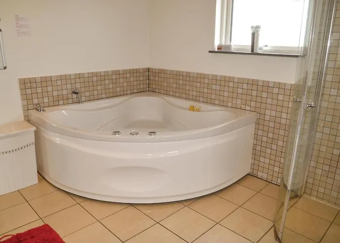 Three-bedroom In Dom wakacyjny Hemmet
